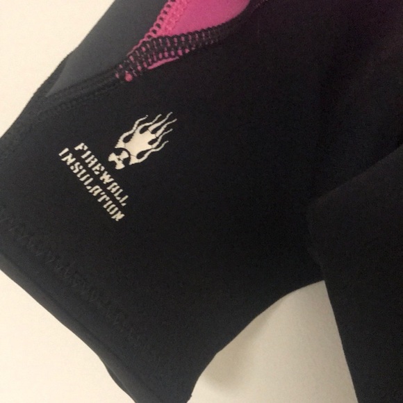 O’Neill Dive Suit. US Size 16. Black/Berry color - Picture 2 of 8